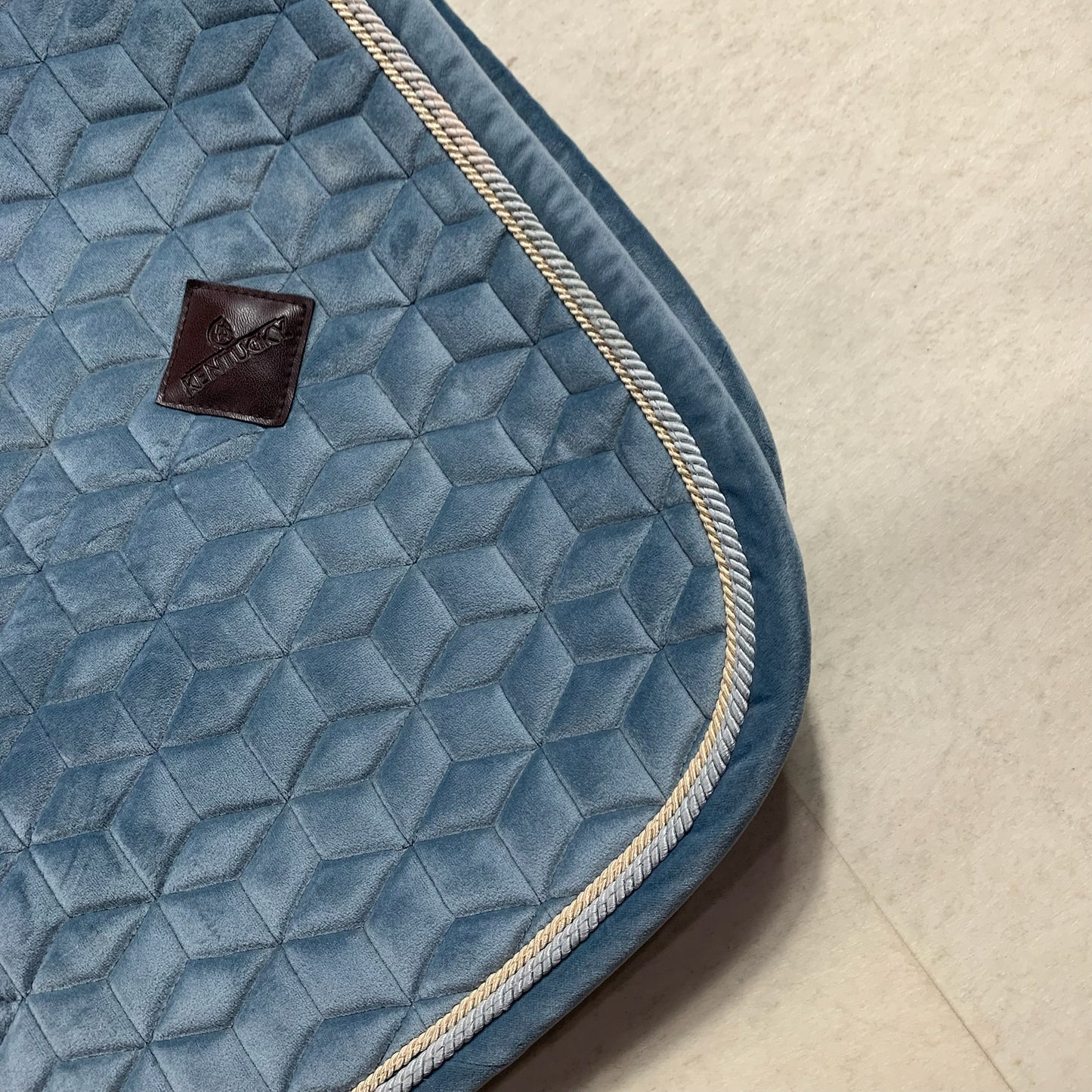 Tapis Kentucky Velvet Bleu Ciel - Full