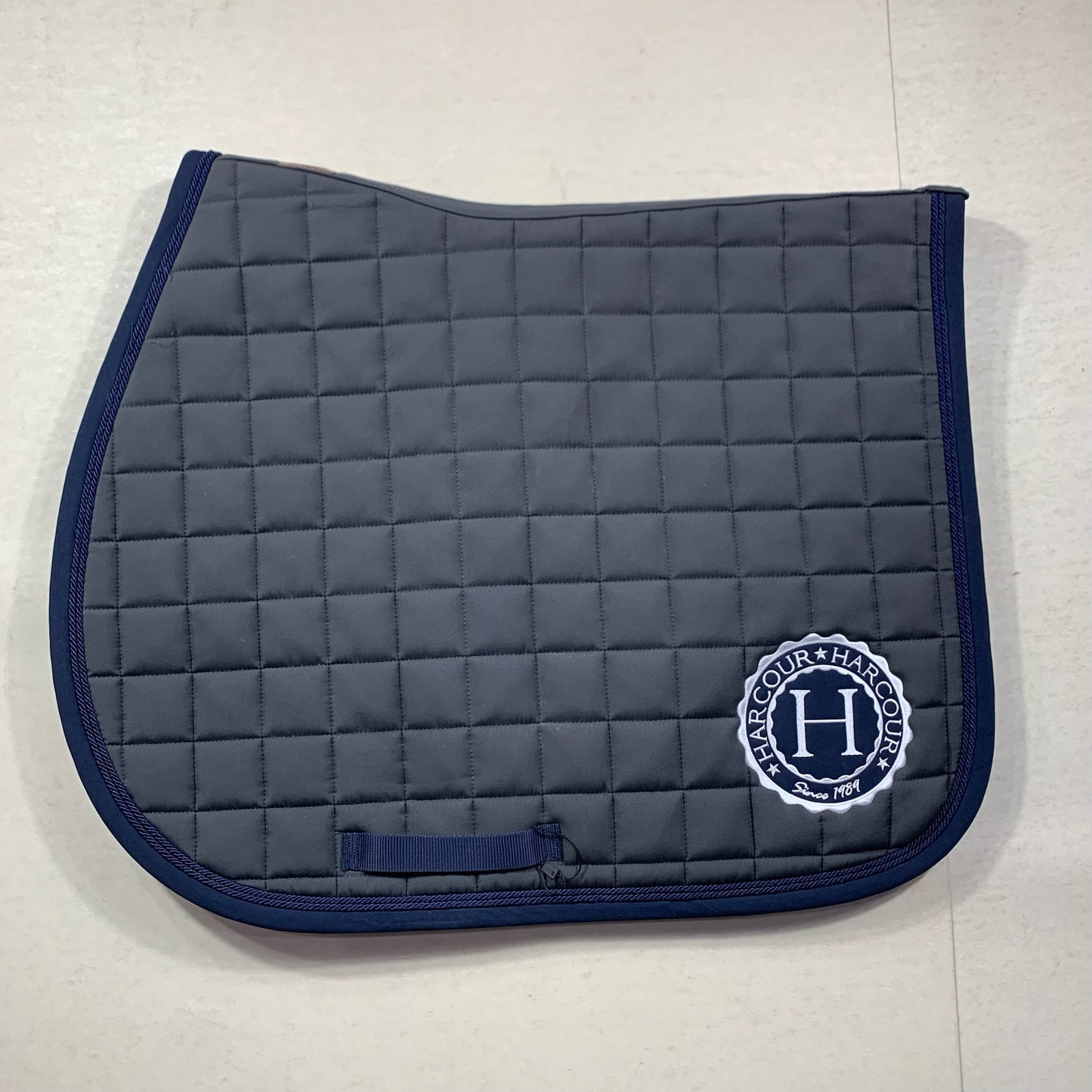 Tapis Harcour – Collection Safine – Gris/Marine – Taille Full