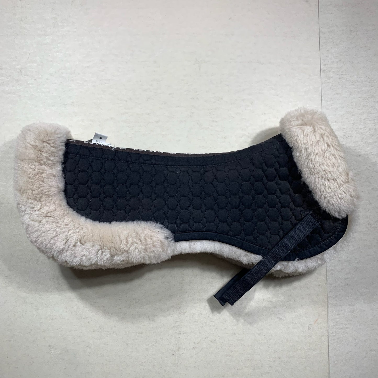 Amortisseur – Mattes – Noir / mouton crème – Taille M