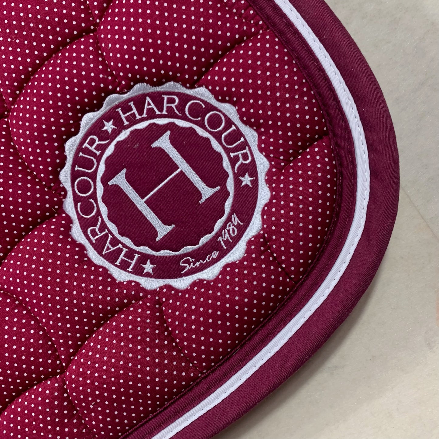 Tapis Harcour Sailla Bordeaux - Full