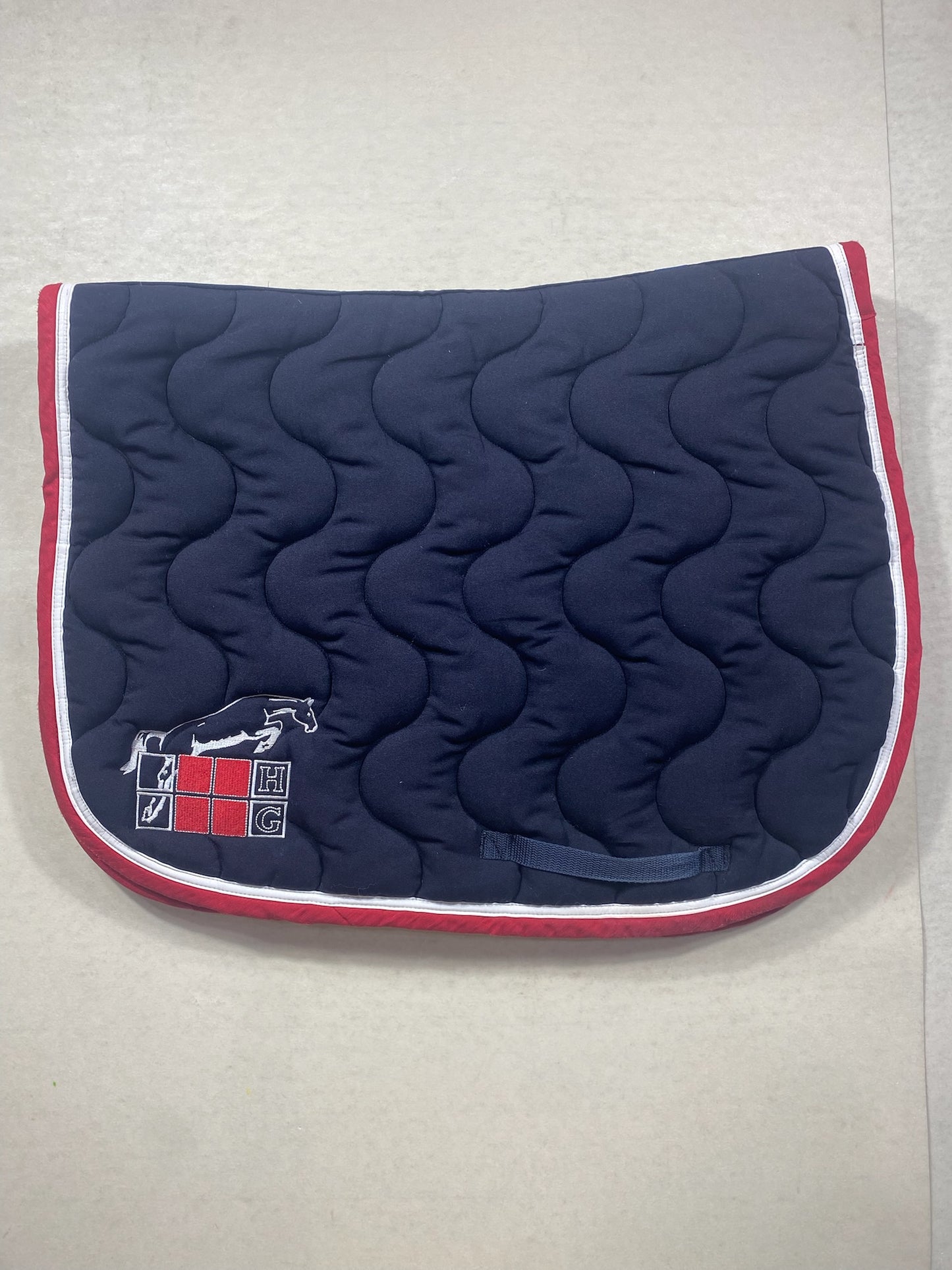Tapis – Jump’In – Marine et rouge – Taille Full
