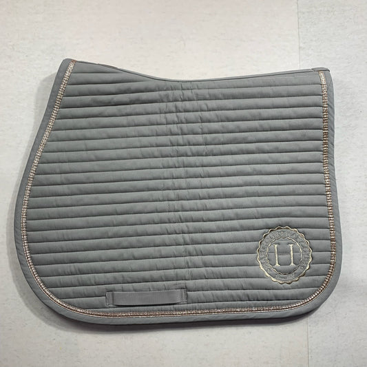 Tapis Harcour Karembar – Beige & Rose Gold – Taille Full